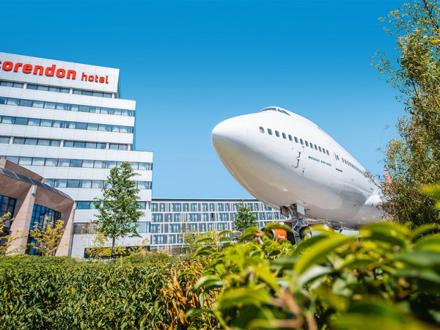 Corendon Village Amsterdam / Niederlande - Amsterdam / airplaine