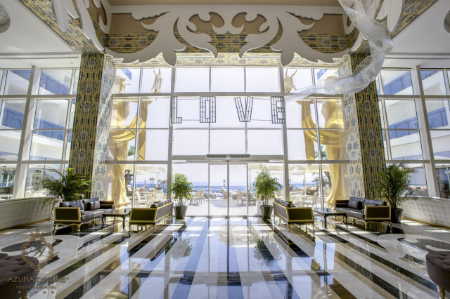 Azura Deluxe Resort & Spa (Photo 5)