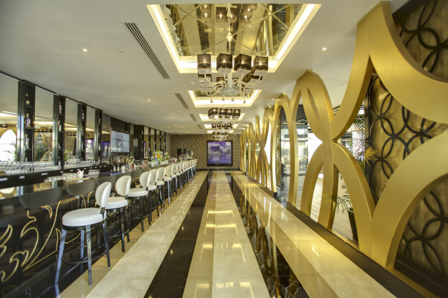 Azura Deluxe Resort & Spa (Photo 7)