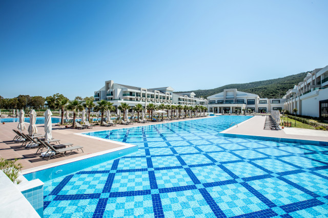 Korumar Ephesus Beach And Spa Resort - pool (Photo 2)