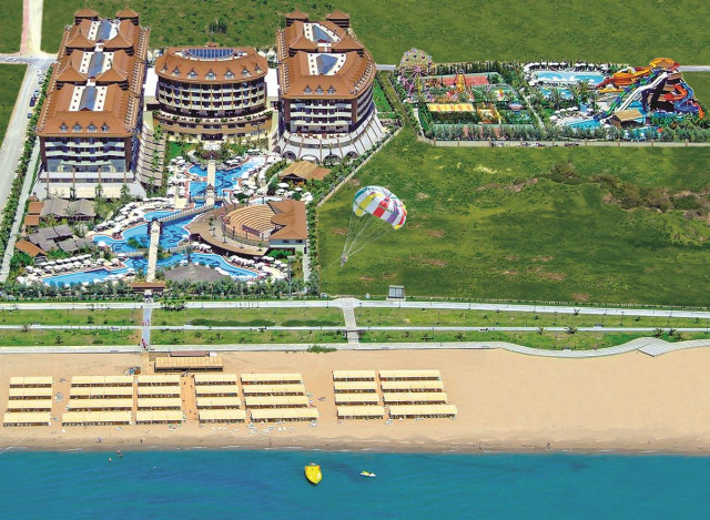 Royal Dragon - aussenansicht (Photo 1)