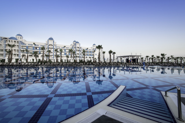 Rubi Platinum Spa Resort & Suites - pool (Photo 3)