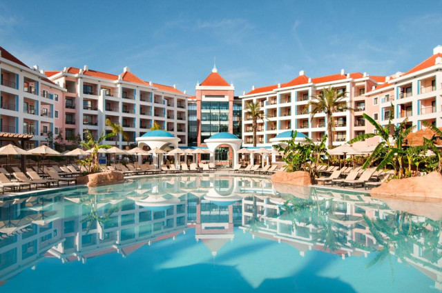 Hilton Vilamoura As Cascatas Golf Resort & Spa / Portugal - Algarve / aussenansicht