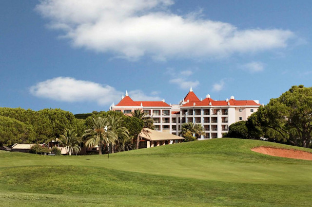 Hilton Vilamoura As Cascatas Golf Resort & Spa - golf (Photo 2)