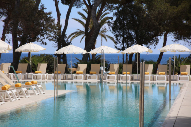 Iberostar Selection Santa Eulalia - pool (Photo 4)