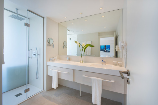 Iberostar Selection Santa Eulalia - bad (Photo 6)