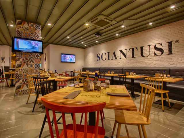 The Preluna Hotel - restaurant (Photo 4)