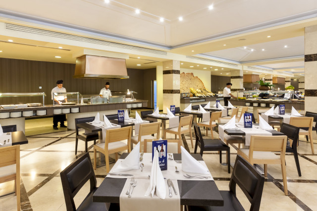 Best Jacaranda - restaurant (Photo 3)