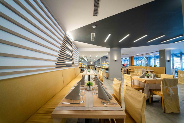 HVD Viva Club Hotel - restaurant (Photo 2)